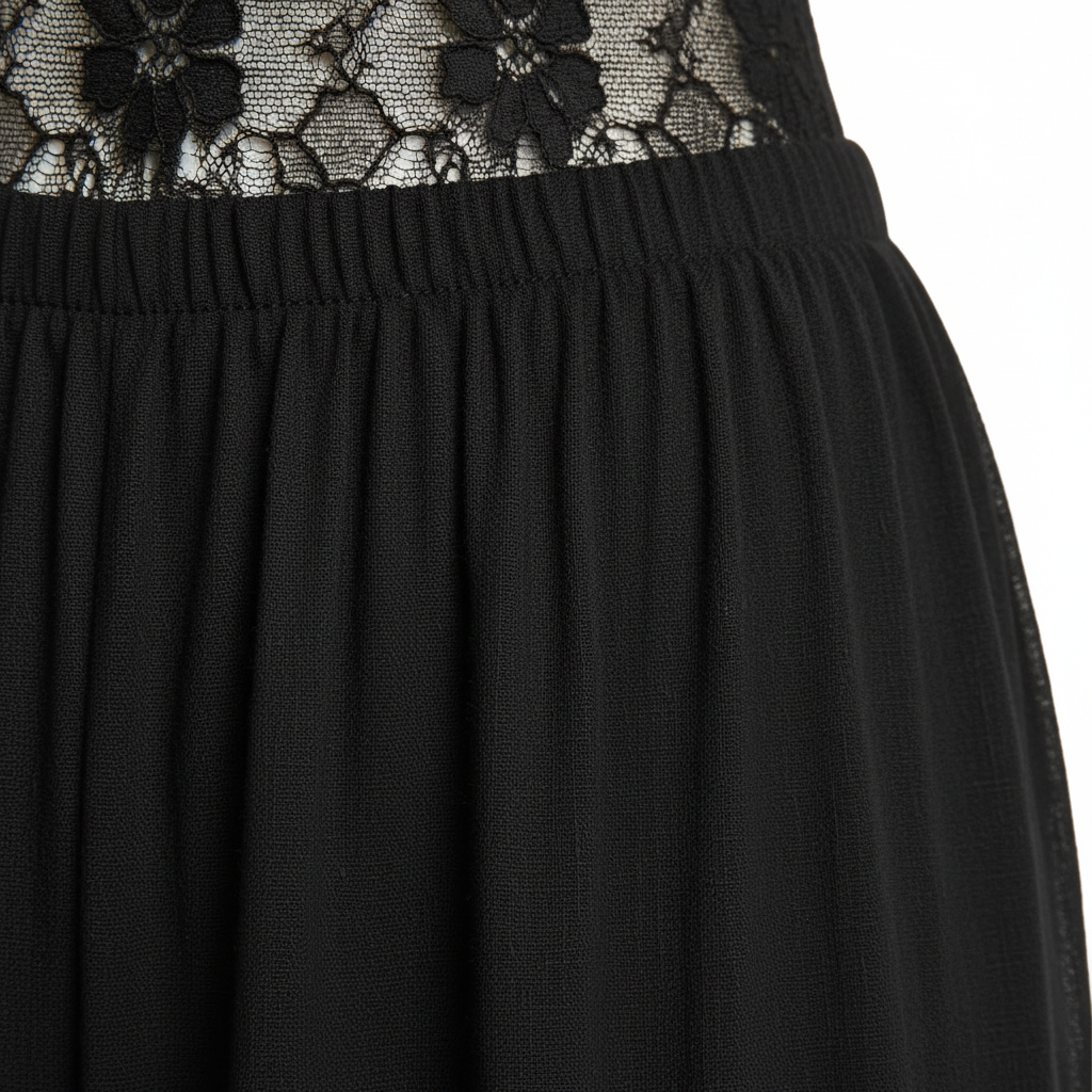 Paula | Mono halter con encaje fluido