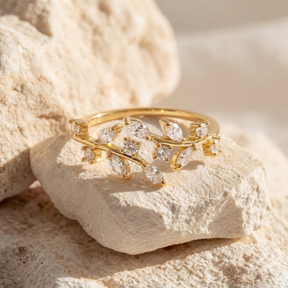 Rocío | Anillo en Espiral de Cristal